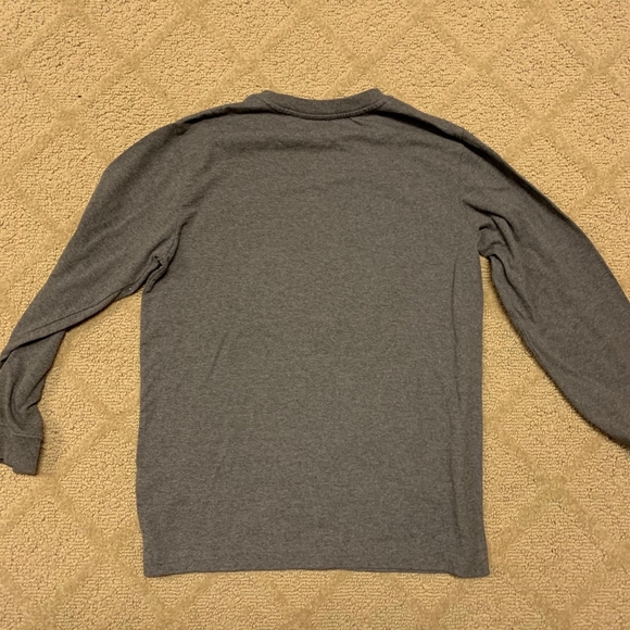 4/$20 Old Navy Graphic Boys Longsleeve - Picture 2 of 4